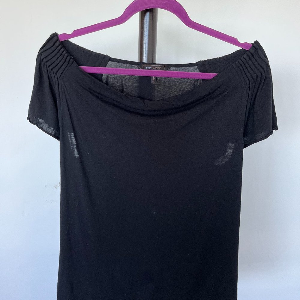 BCBG Black T-Shirt - Medium (M)